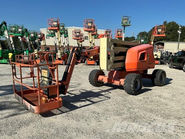JLG 450AJ Gelenkteleskoparbeitsbühnen