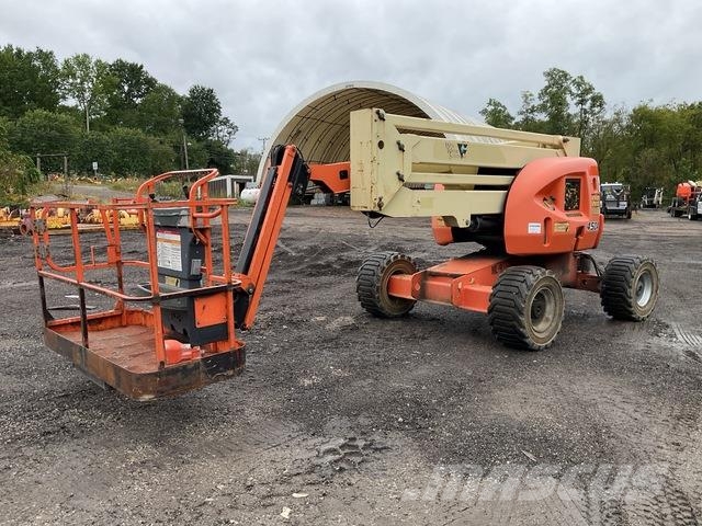 JLG 450AJ Series ll Plataformas con brazo de elevación manual
