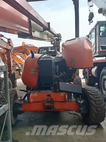 JLG 600AJ Gelenkteleskoparbeitsbühnen