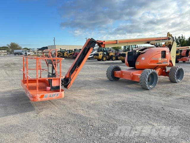JLG 600AJ Articulated boom lifts