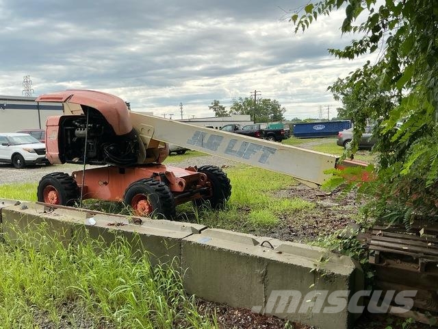 JLG 600S Teleskoplifte
