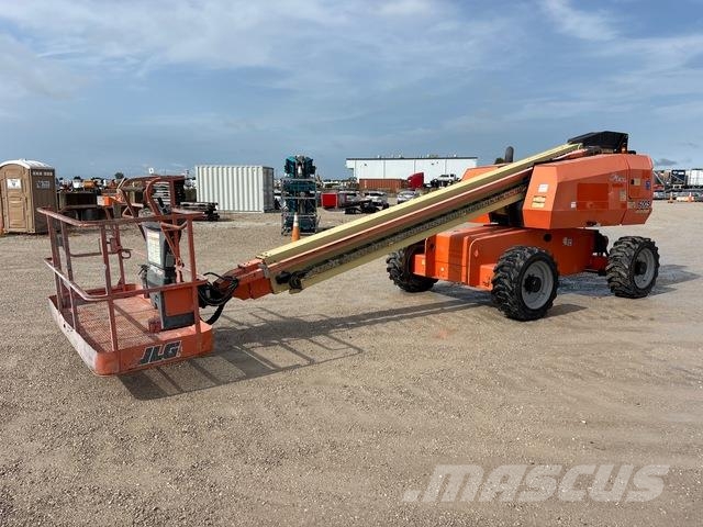 JLG 600S Teleskopbühnen