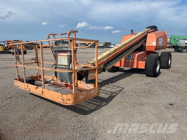 JLG 600S Teleskopbühnen