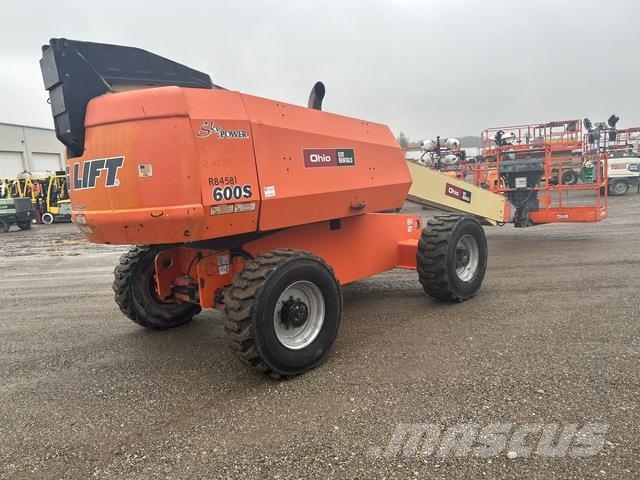 JLG 600S 伸縮臂高空作業車