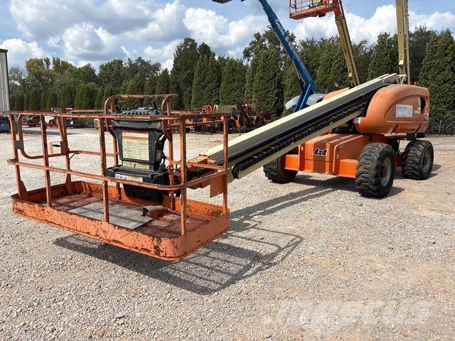 JLG 600S Telescopic boom lifts