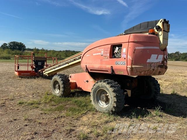 JLG 600S Teleskopbühnen