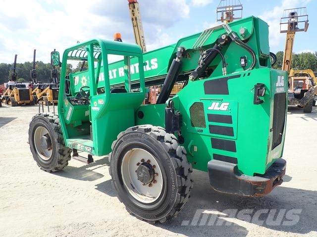 JLG 6042 Chariot télescopique