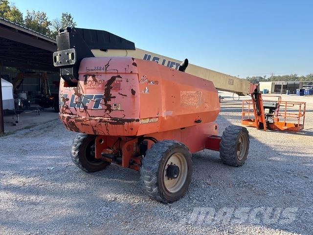 JLG 660SJ Nacelles télescopiques