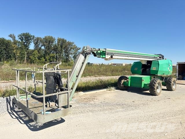 JLG 660SJ Teleskopbühnen