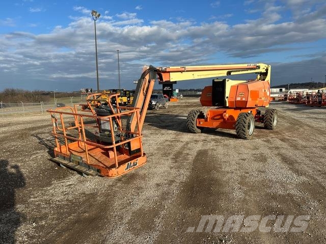 JLG 800 AJ Knikarmhoogwerkers