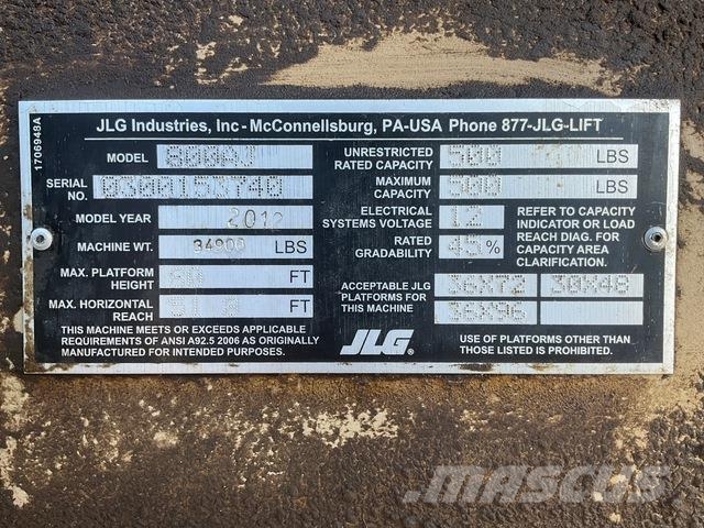 JLG 800AJ Articulated boom lifts