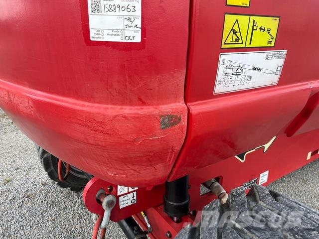 JLG 860SJ Gelenkteleskoparbeitsbühnen