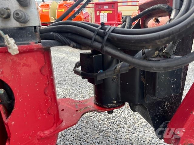 JLG 860SJ Gelenkteleskoparbeitsbühnen