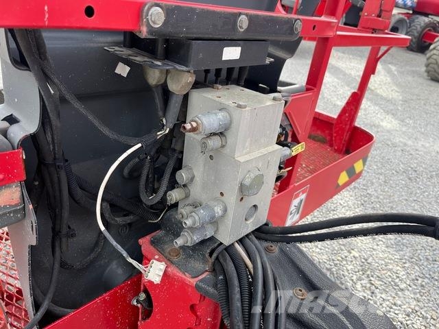 JLG 860SJ Gelenkteleskoparbeitsbühnen