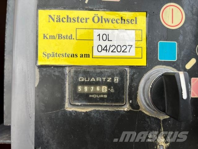 JLG 860SJ Gelenkteleskoparbeitsbühnen