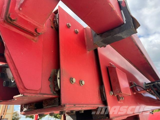 JLG 860SJ Gelenkteleskoparbeitsbühnen