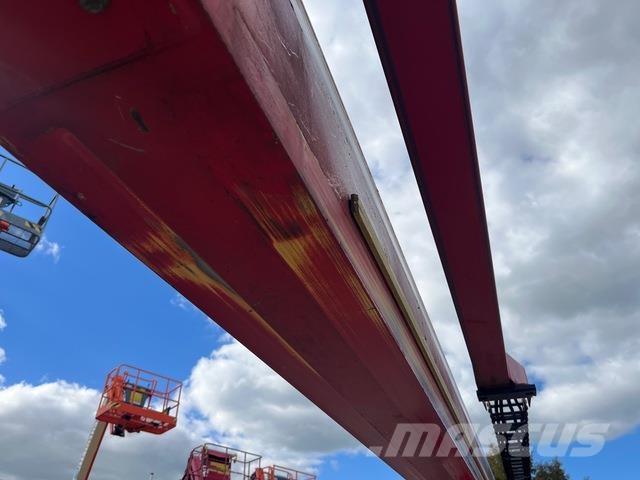 JLG 860SJ Gelenkteleskoparbeitsbühnen