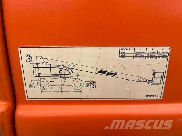 JLG 860SJ Gelenkteleskoparbeitsbühnen