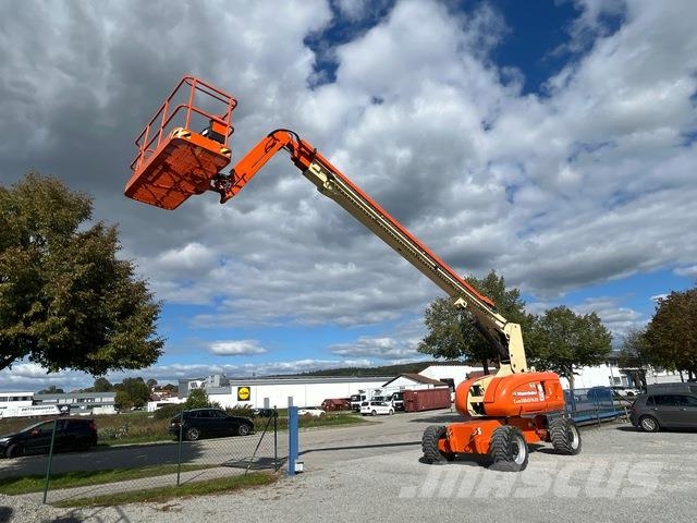 JLG 860SJ Gelenkteleskoparbeitsbühnen