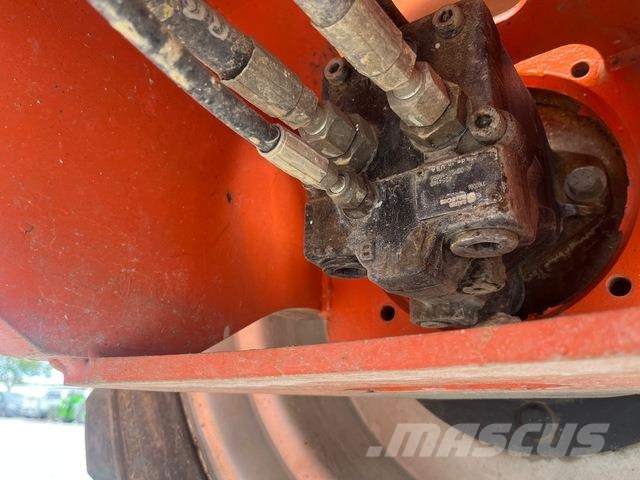 JLG 860SJ Gelenkteleskoparbeitsbühnen