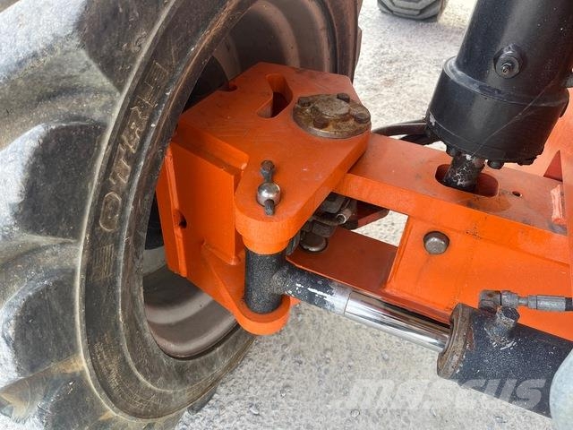 JLG 860SJ Gelenkteleskoparbeitsbühnen