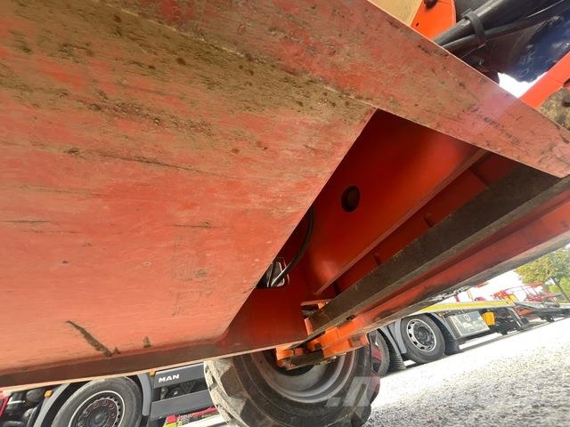 JLG 860SJ Gelenkteleskoparbeitsbühnen