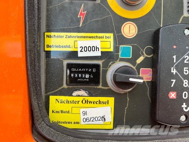 JLG 860SJ Gelenkteleskoparbeitsbühnen