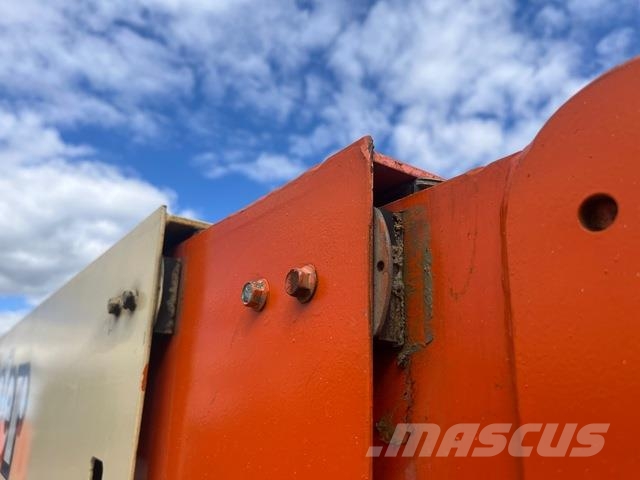 JLG 860SJ Gelenkteleskoparbeitsbühnen