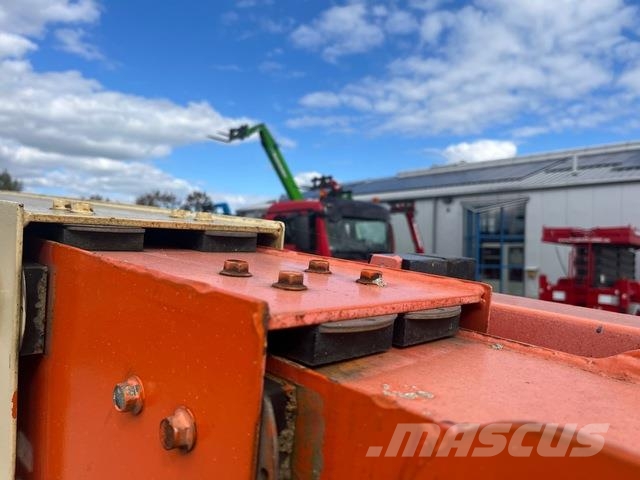 JLG 860SJ Gelenkteleskoparbeitsbühnen