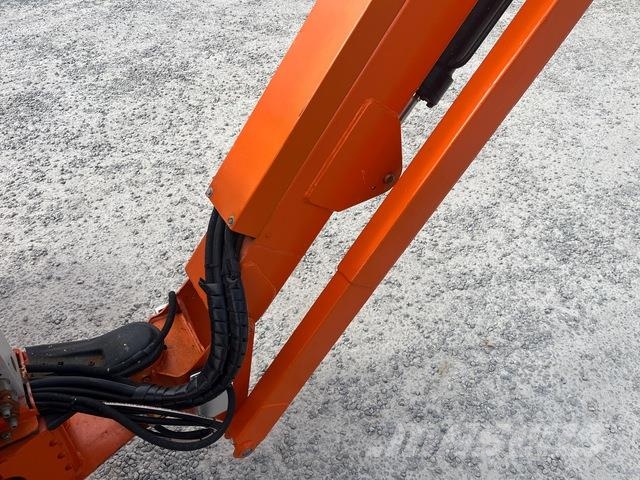 JLG 860SJ Gelenkteleskoparbeitsbühnen