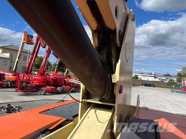 JLG 860SJ Gelenkteleskoparbeitsbühnen