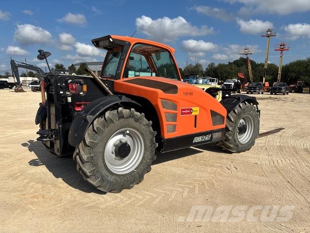 JLG AG925 Teleskopické manipulátory