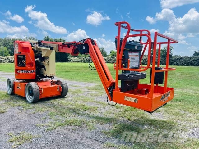 JLG E300AJP Knikarmhoogwerkers