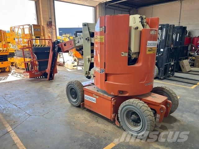 JLG E300AJP Коленчатые подъемники
