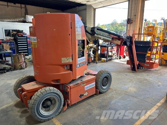 JLG E300AJP Коленчатые подъемники