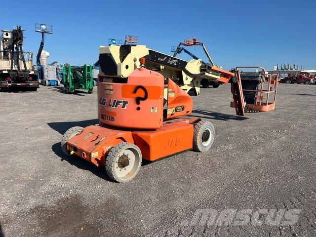 JLG E400AJPN Knikarmhoogwerkers