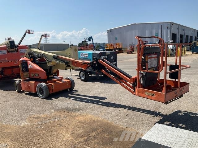 JLG E400AJPN Knikarmhoogwerkers