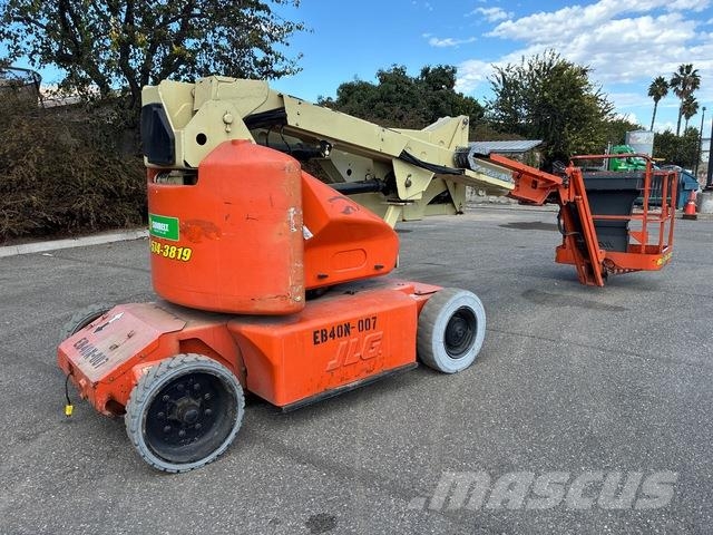JLG E400AJPN Articulated boom lifts
