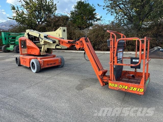 JLG E400AJPN Articulated boom lifts