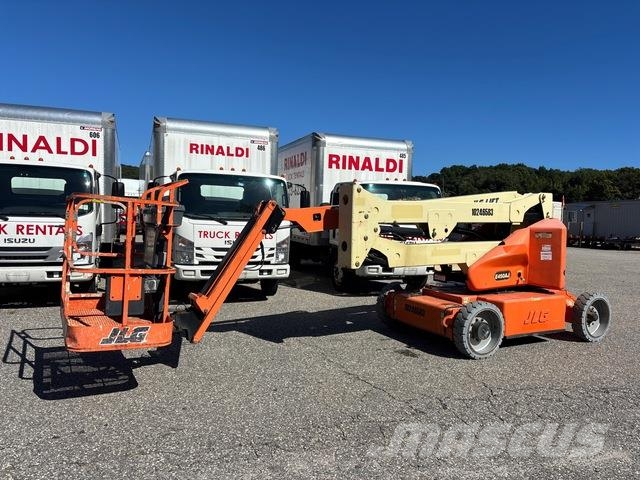 JLG E450AJ Strēles pacēlāji