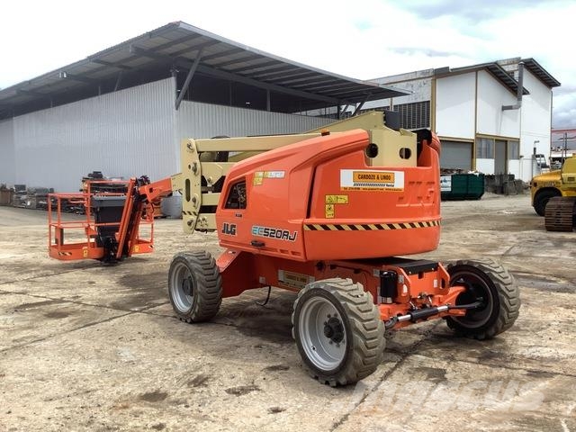JLG EC520AJ Bomliftar