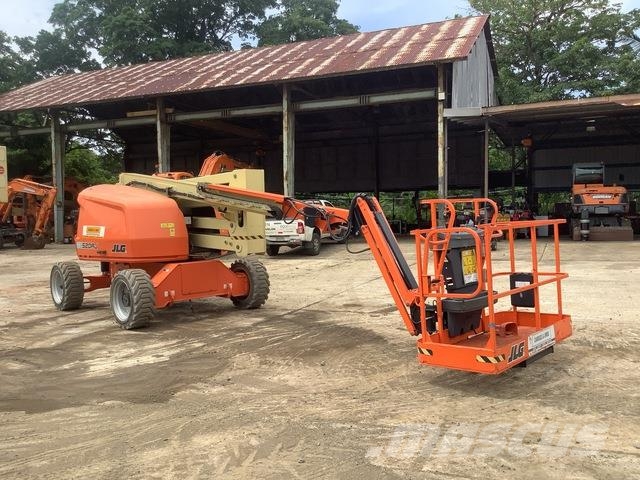 JLG EC520AJ Bomliftar