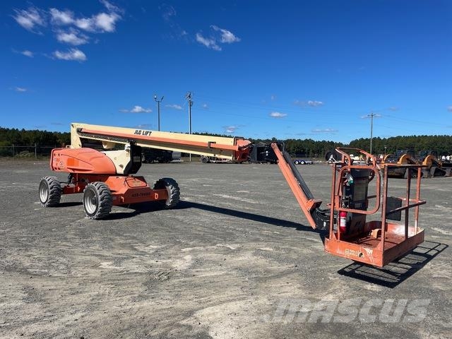JLG M600JP Strēles pacēlāji
