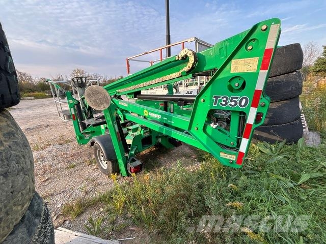 JLG T-350 Plataformas aéreas montadas em reboque