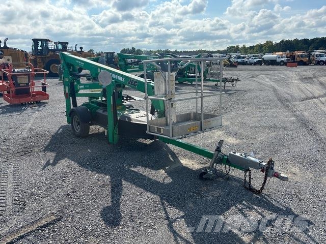 JLG T350 高所作業台付トレーラー