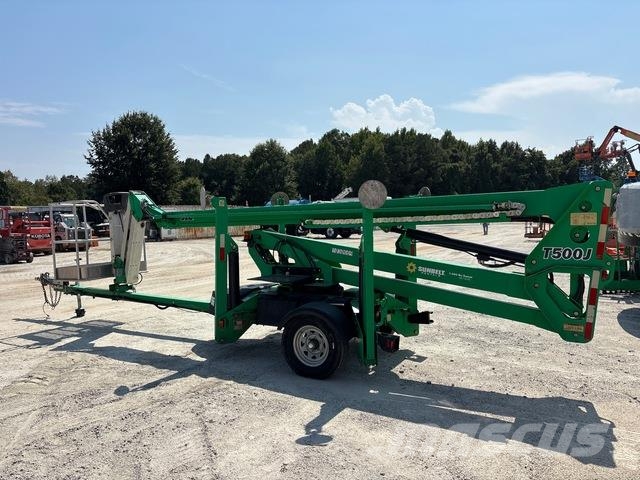 JLG T500J Trailer mounted platforms