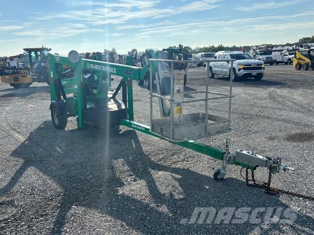 JLG T500J 高所作業台付トレーラー
