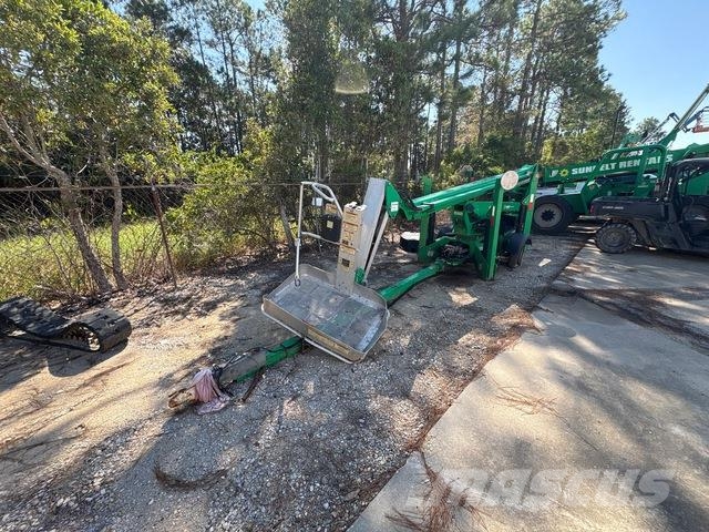 JLG T500J Trailer mounted platforms