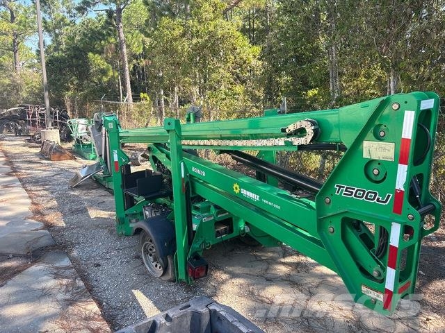 JLG T500J Trailer mounted platforms