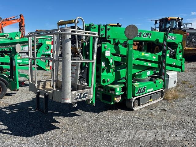 JLG X600AJ ブームリフト　屈伸型
